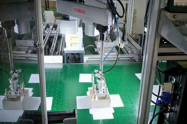 Forming machine