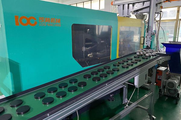 Blow molding machine